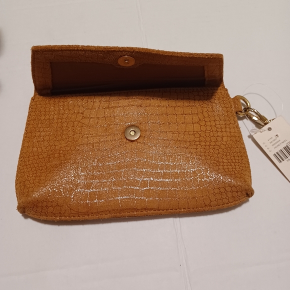 ANTHROPOLOGIE Brown Leather Wristlet Purse. - Picture 4 of 12